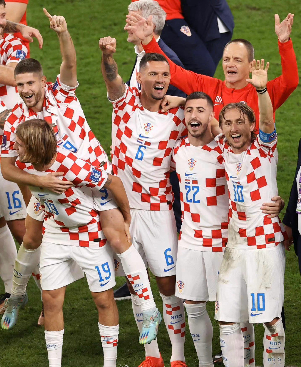 克罗地亚队主场胜出，稳定领先位置