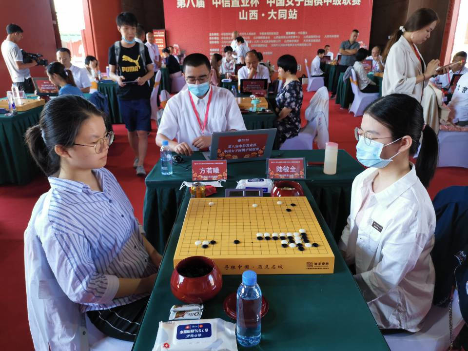 武汉致远抢眼进入下一轮比赛